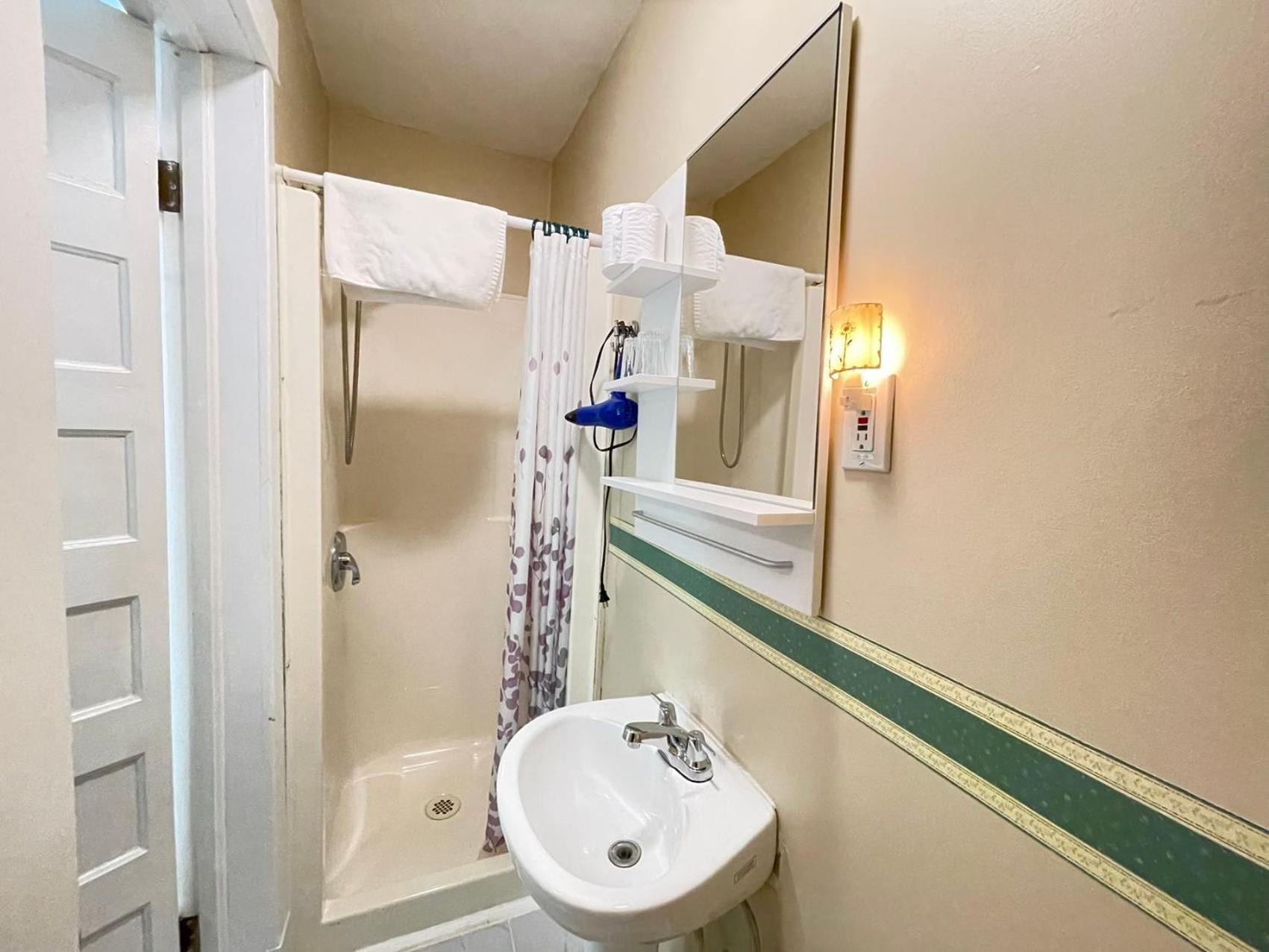 Strathaird Bed And Breakfast Καταρράκτες του Νιαγάρα Εξωτερικό φωτογραφία