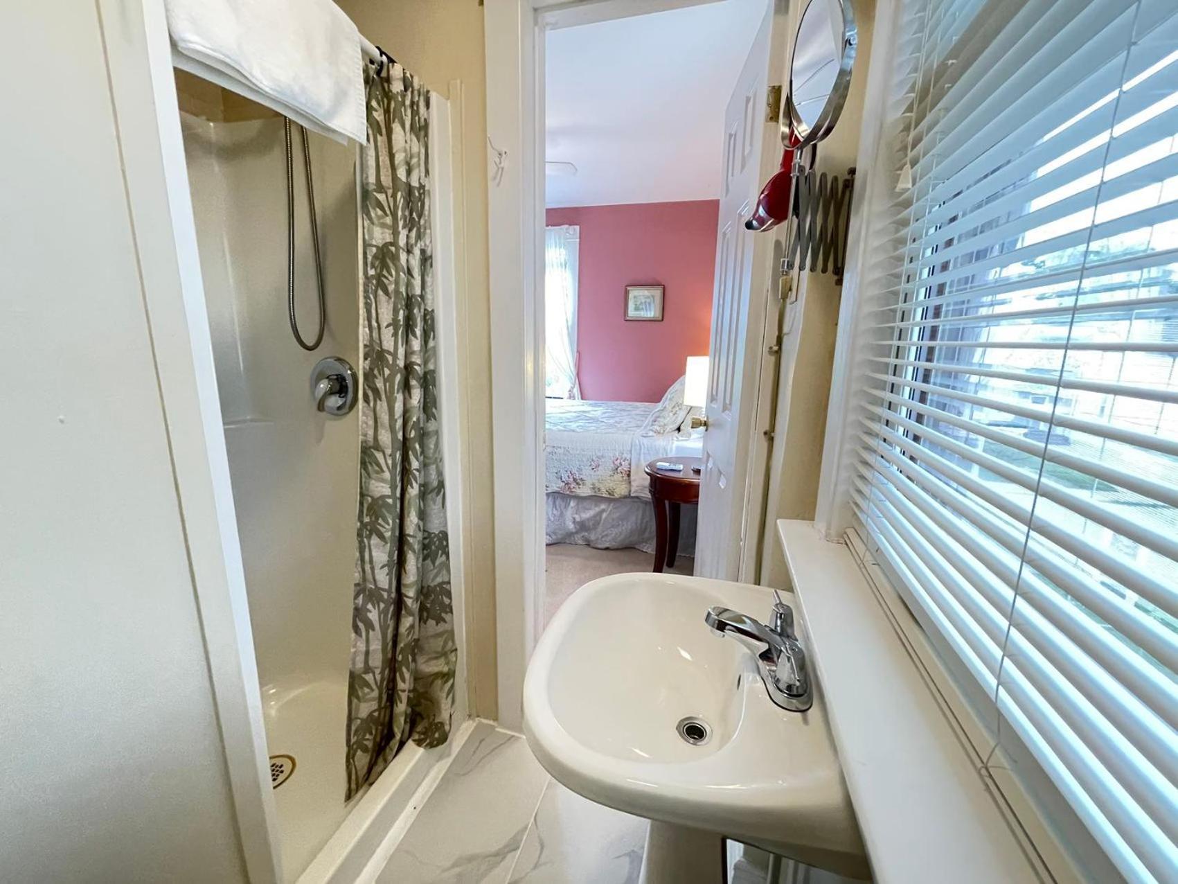 Strathaird Bed And Breakfast Καταρράκτες του Νιαγάρα Εξωτερικό φωτογραφία